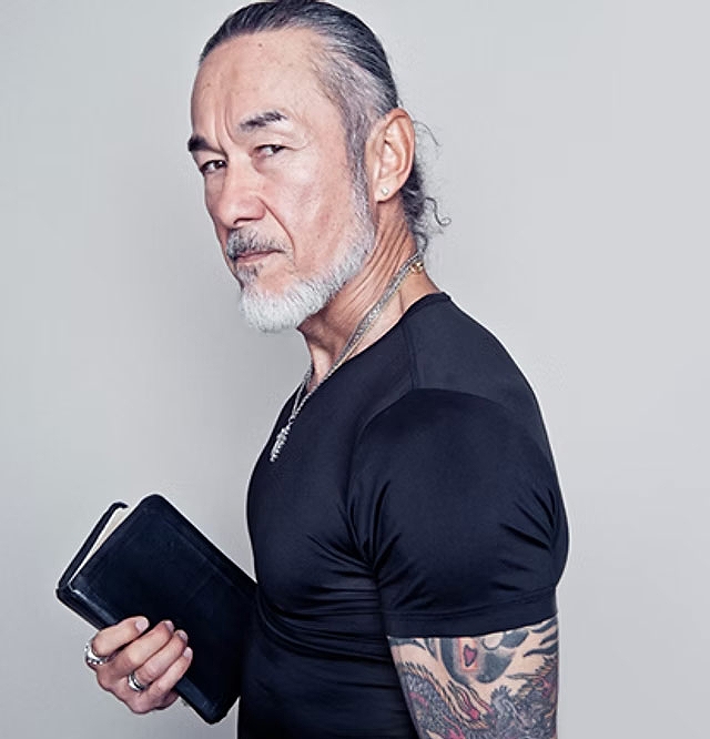 アーサー・ホーランド氏プロフィール