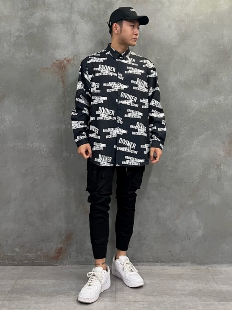 総柄使いでアーバンに