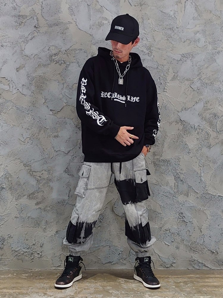 どんなメンズコーデとも合う