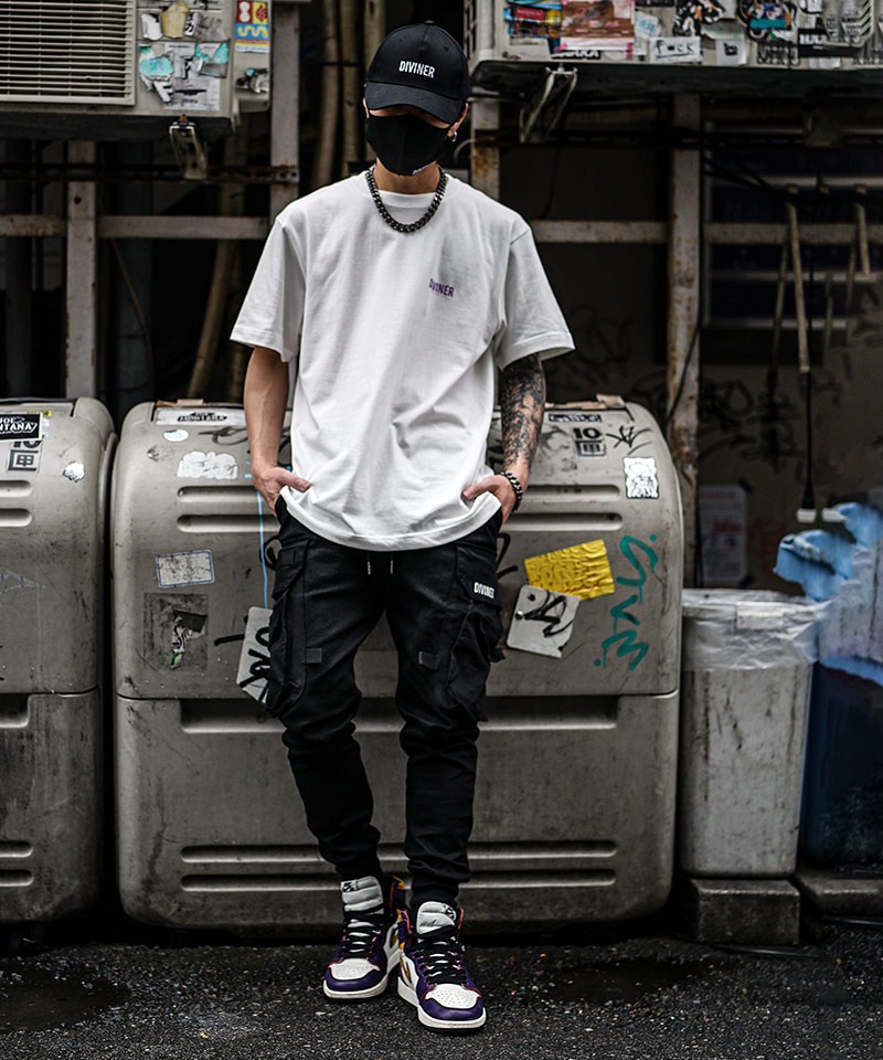 オーバーサイズTシャツ　ストリート オーバーサイズTシャツをストリートに着こなす選び方とメンズコーデを紹介