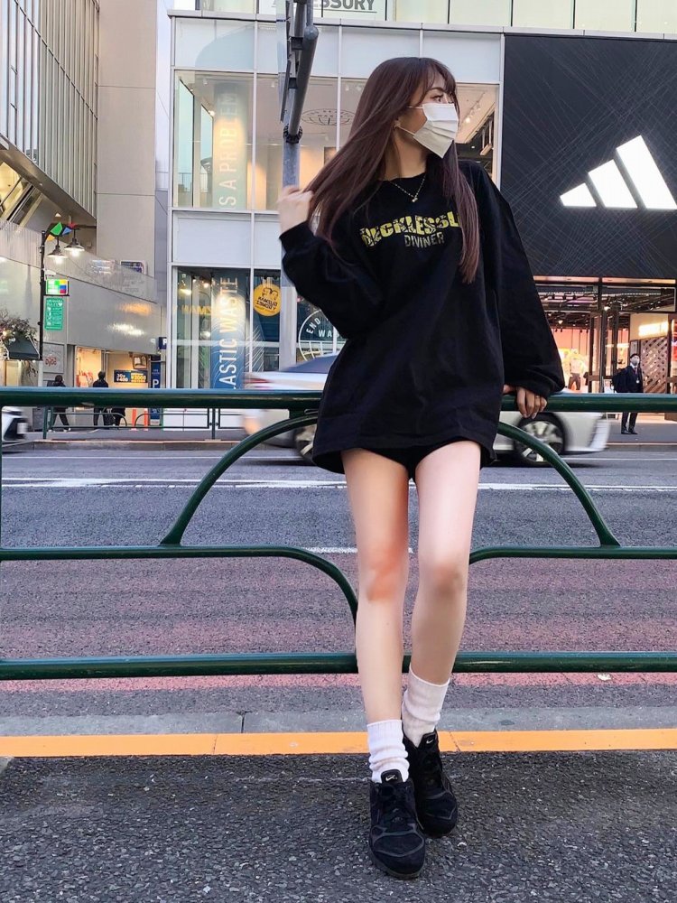 定番のブラックコーデ