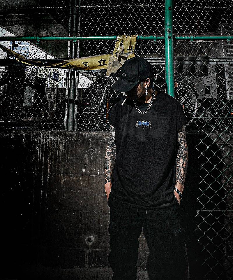 さりげなく差し色を