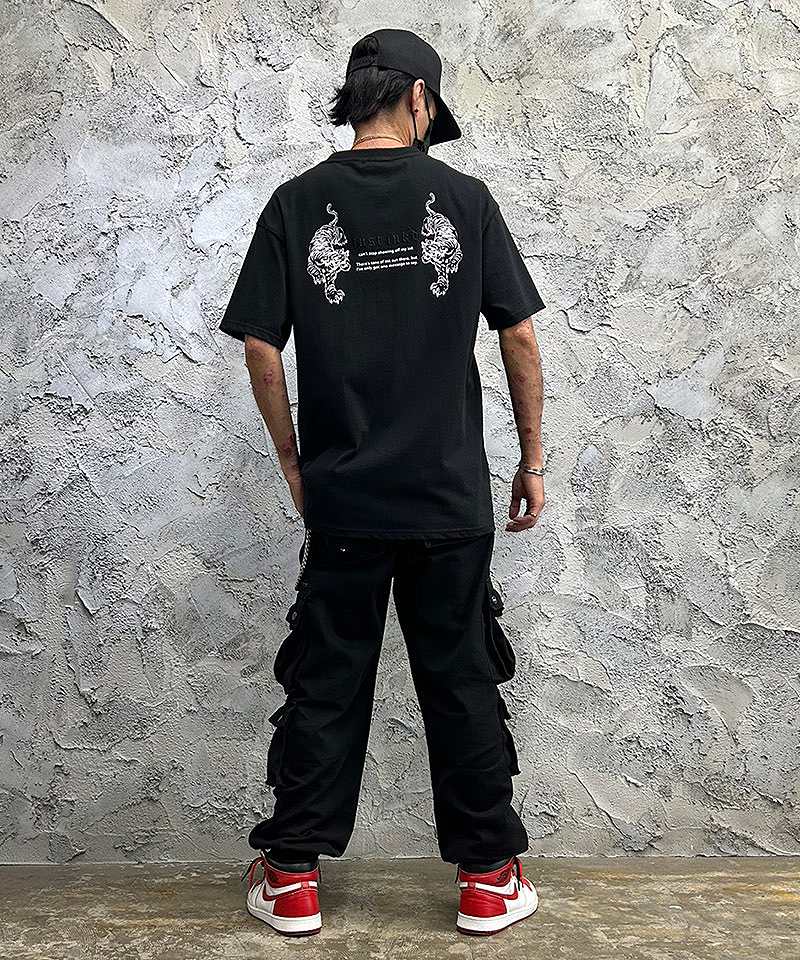 カラーアイテムで差をつける上級者コーデ