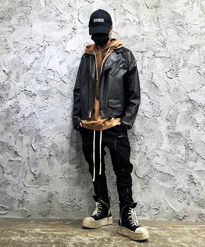 キャメルパーカーで魅せる差し色ストリートコーデ