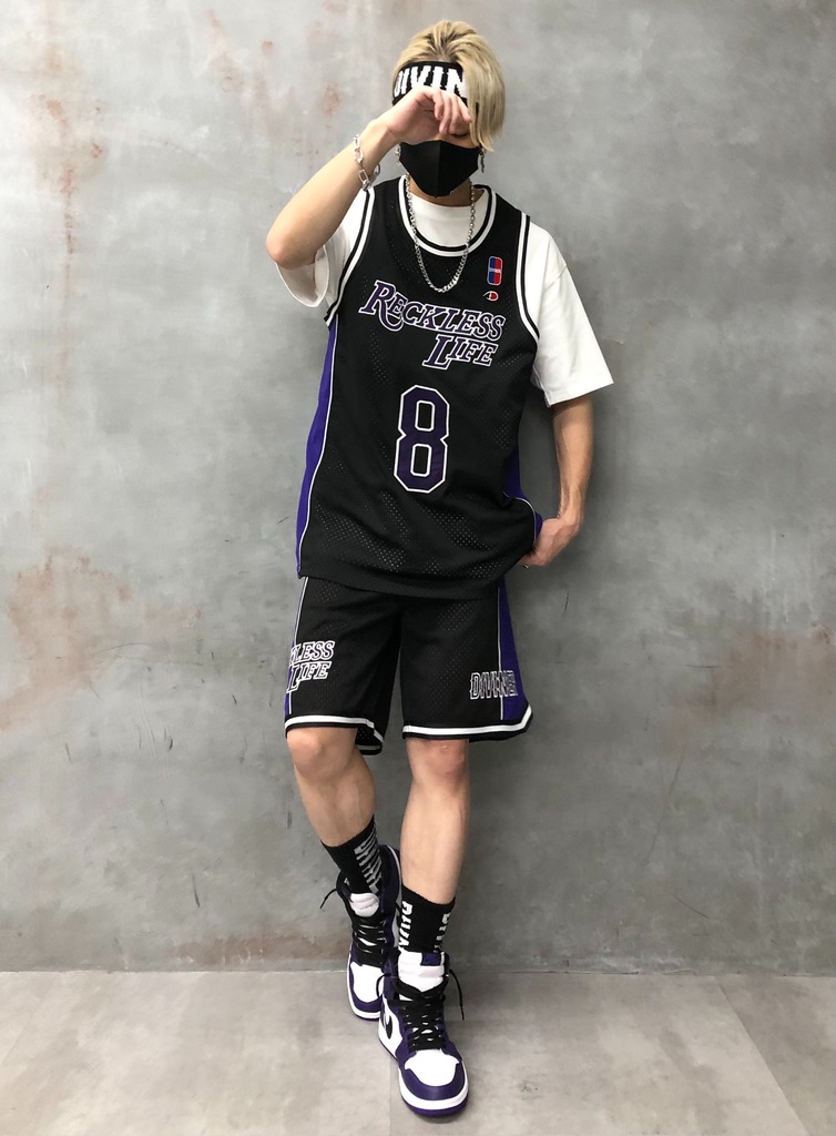 トレンドのスポーツMIXコーデ”