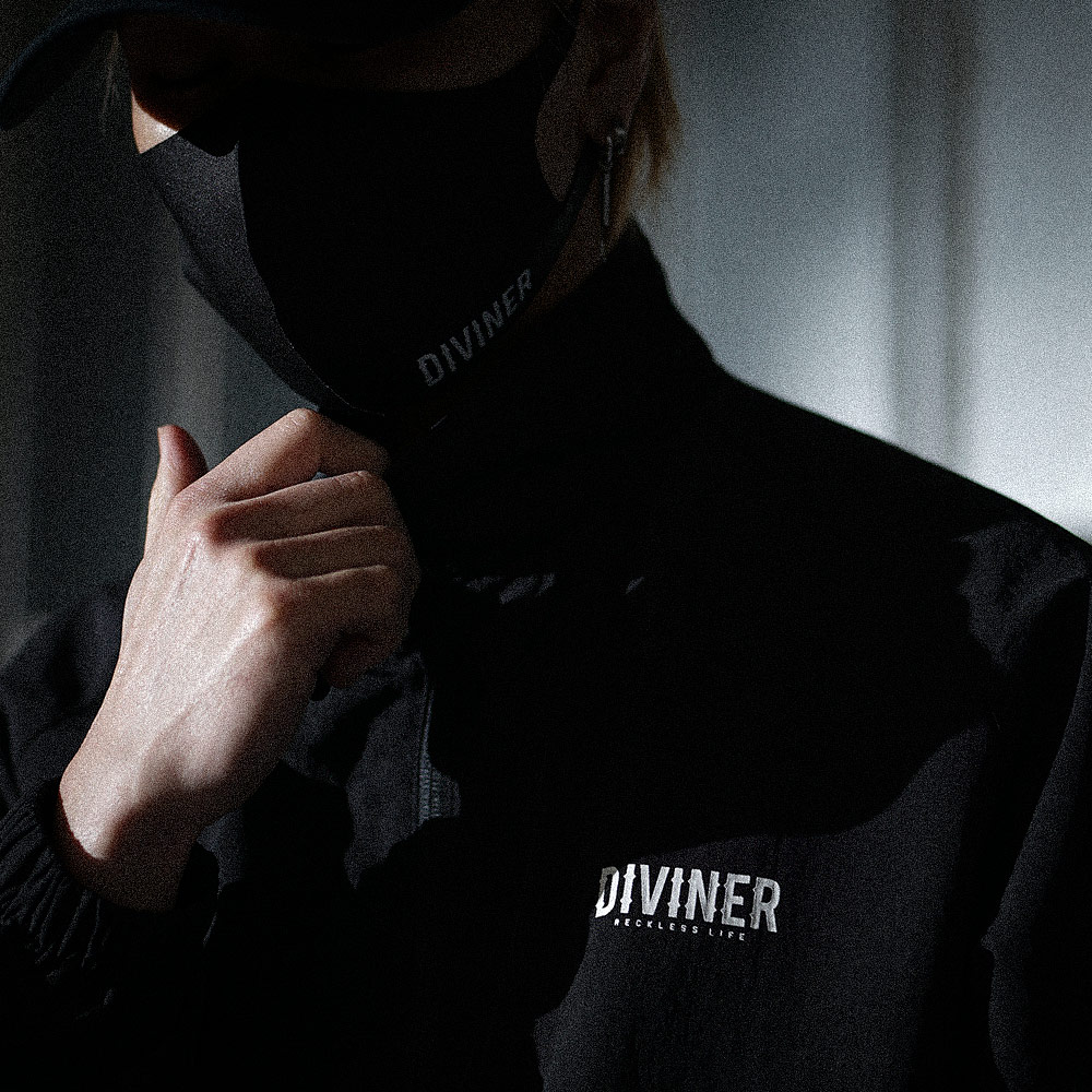 Standard Nylon Jacket(ブラック/ホワイト)