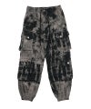 Erosion Pants。全体に抜染グラデーション加工を施した裾リブ仕様カーゴパンツの正面置き画。