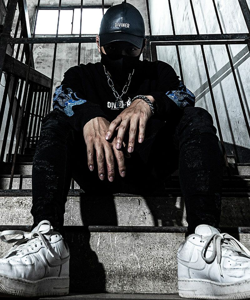 イグニス ロンT 長袖Tシャツ（ブラック）｜【公式】DIVINER