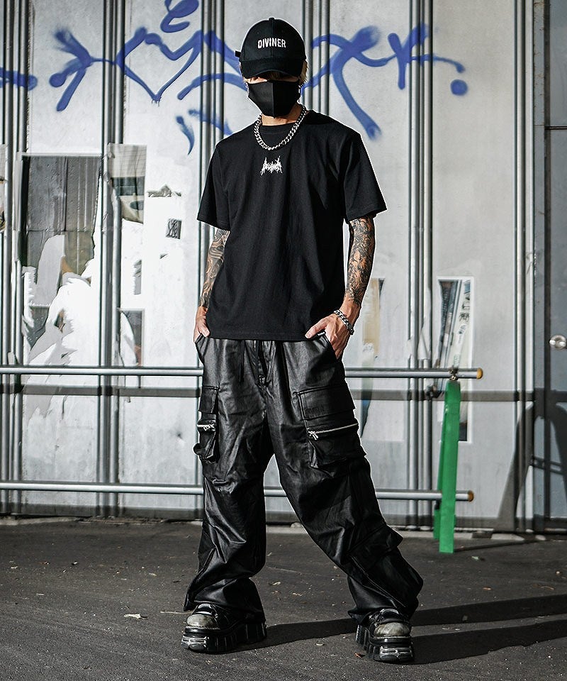 Death Incantation TEE(ブラック/ホワイト) トップス｜【公式】DIVINER