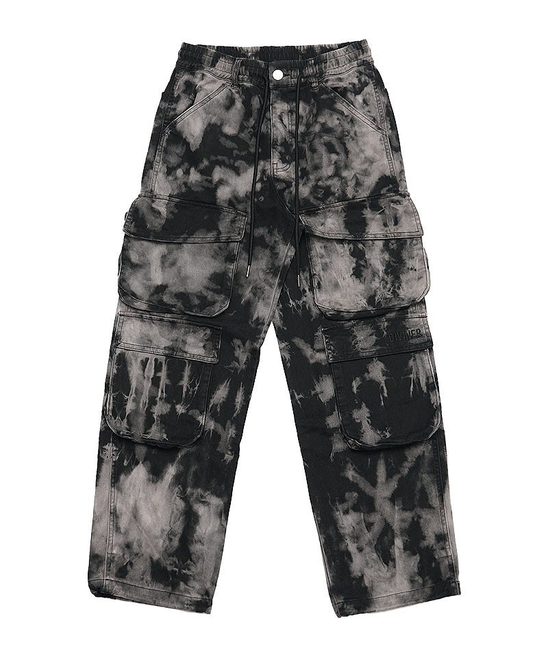 Erosion Wide Cargo Pants。全体に抜染加工を施した立体ポケット付きワイドカーゴパンツの正面置き画。